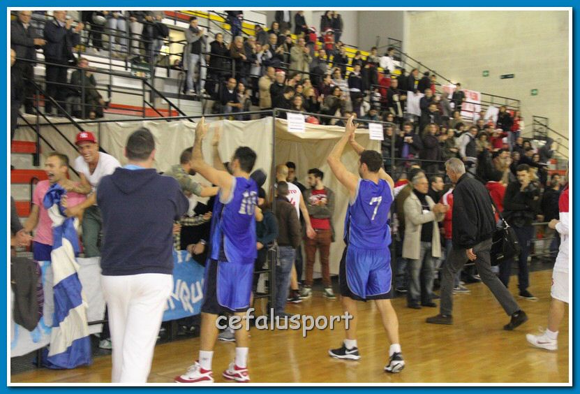 121223 Aquila 521_tn.jpg